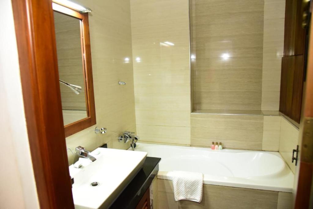 Aswadduma Hotel Dambulla Exterior photo